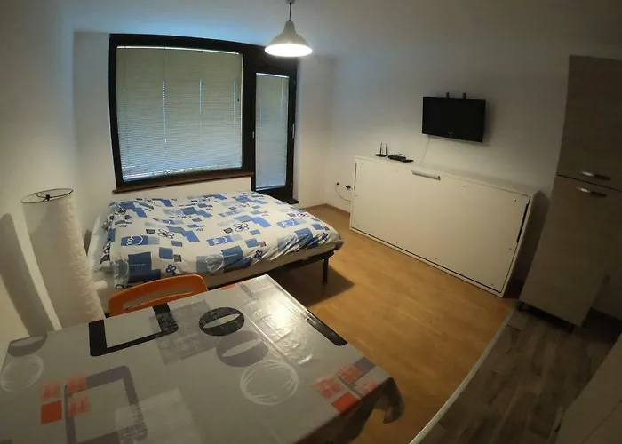 Monolocale Belvedere * בובק